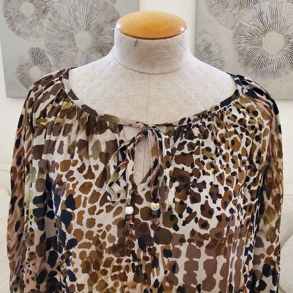 Karen Kane Plus Size Printed Peasant Top Size 0X - Picture 3 of 11